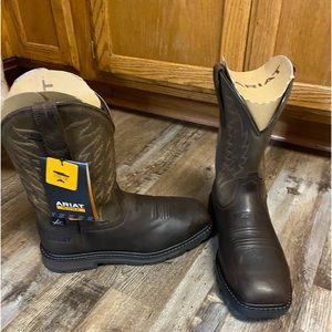 Ariat Work metguard steel toe boots.  Mens 7.5 D Medium.